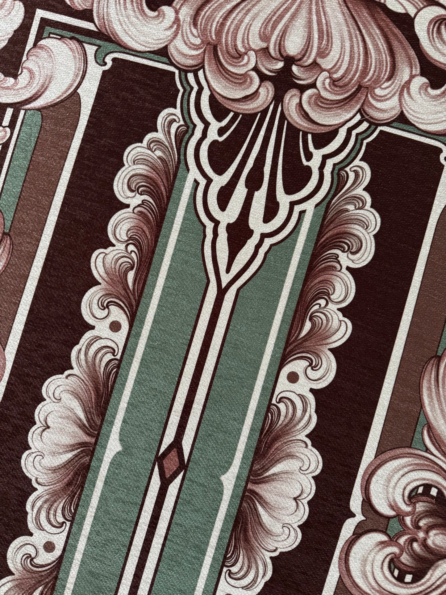 FLORAL CARPET